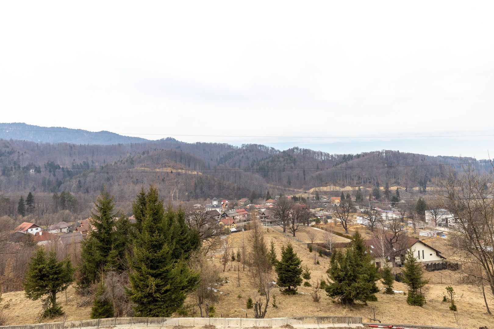 Exclusivitate - Imobil constructie 2001, priveliste deosebită, - Poză 2