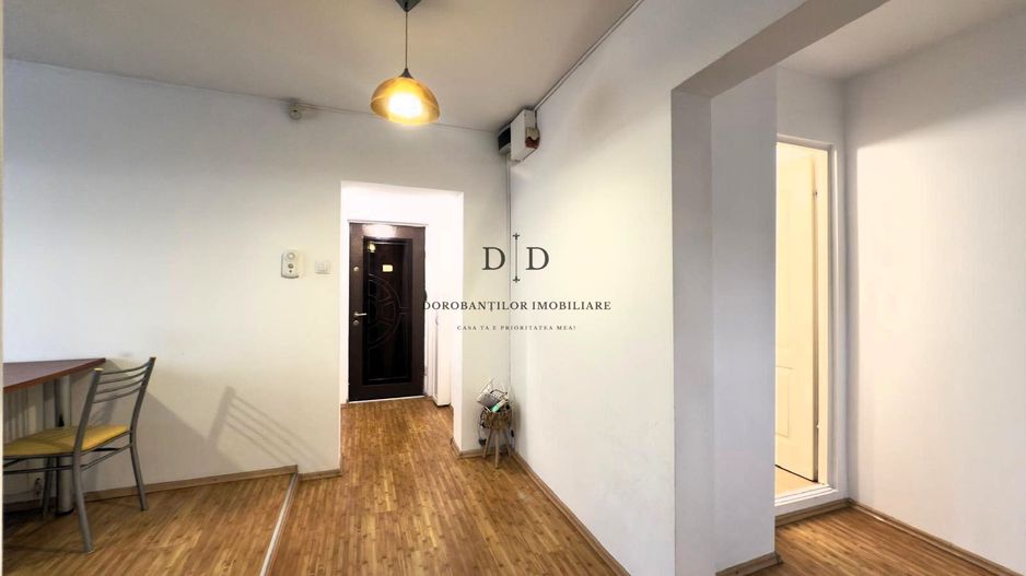 Închiriere apartament 3 camere – Calea Dorobanților-Parcare exterioară - Poză 13