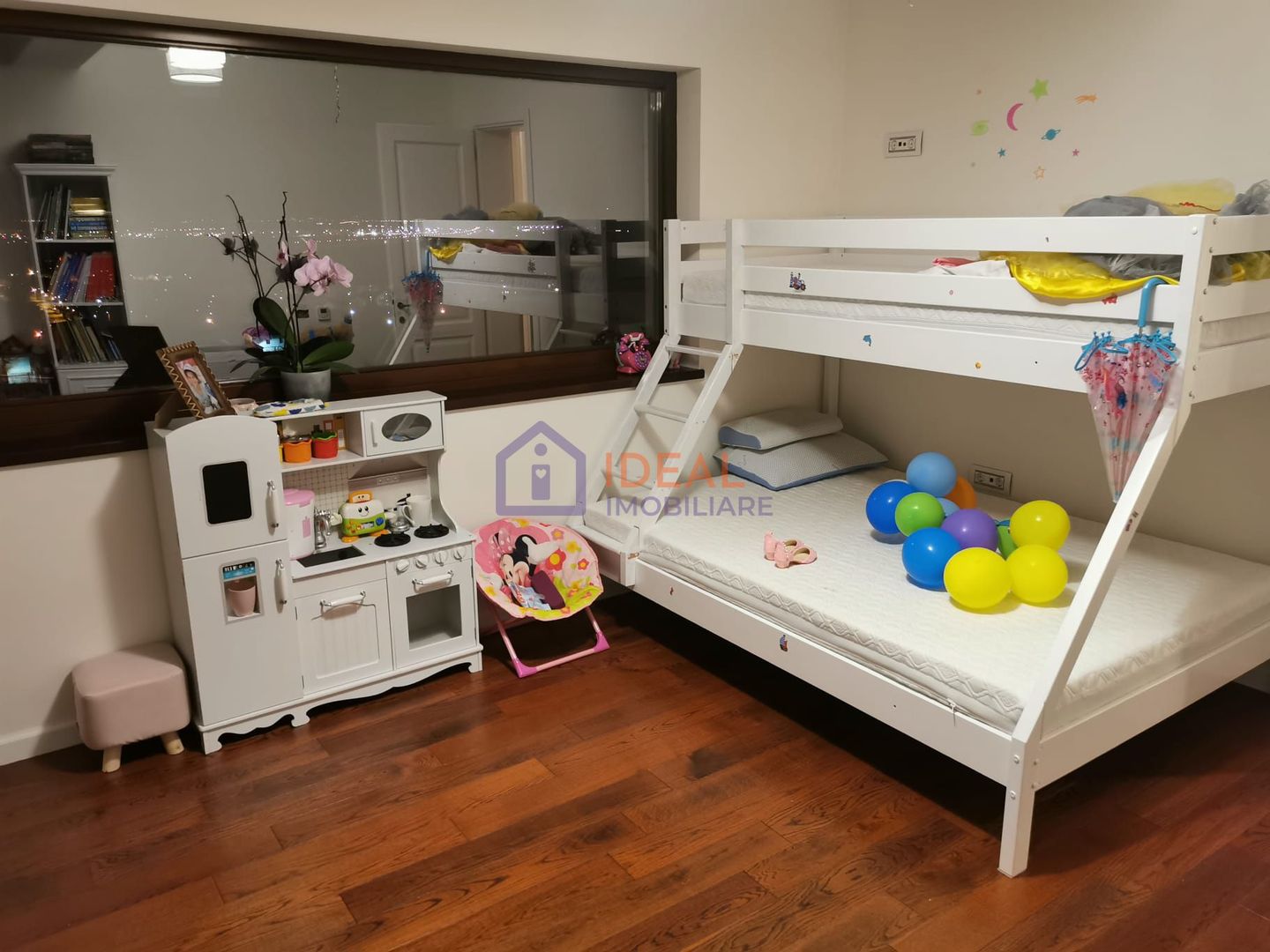 Vila cu 4 camere si teren de 700 mp, in Gusterita - Poză 14