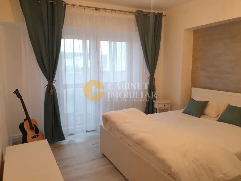Apartament 3 camere decomandat, 2 bai, mobilat si utilat -zona Alexandru cel Bun - Poză 2
