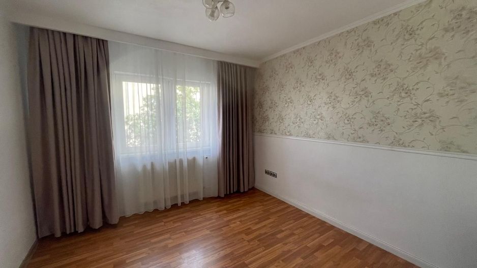 Ap. 3 camere complet mobilat,etaj 2 – Iosia-Pret 119.500 euro neg - Poză 6