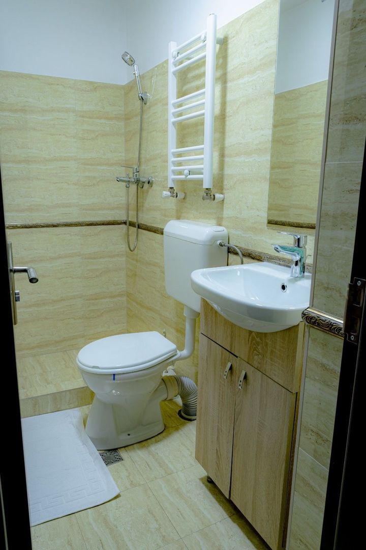 Garsoniera spatioasa, moderna, centrala proprie, bloc nou - Poză 5