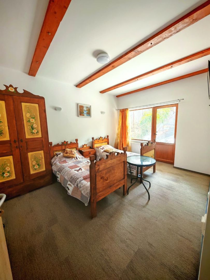 Casa / vila,  pensiune investitie zona Sacele, Brasov - Poză 10