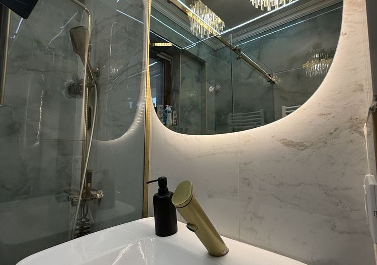 Apartament 3 camere ultracentral parcare privata  bloc nou 2024 - Poză 7