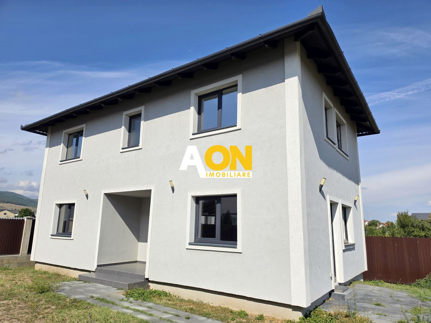 Casa 4 camere 340 mp teren toate utilitatile Cetate - Poză 1