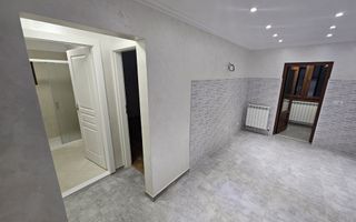 Etaj 2 Nicolina-Belvedere Apartament 2 Camere Decomandat Bloc 1984 Liber - Poză 1