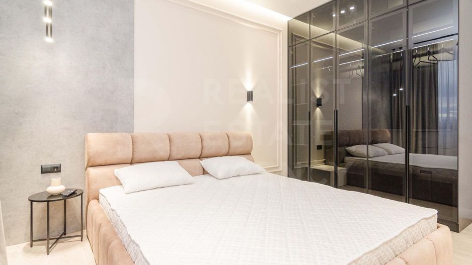 Chirie, apartament, 3 camere, str. Pietrarilor, Telecentru - Poză 1