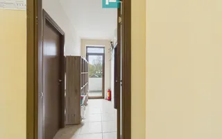 Casă  spațioasă cu 5 camere, Aradului - Poză 21