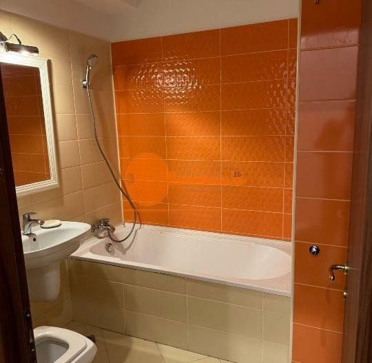 3 camere Arc Triumf-Casin(parcare-box-2009) - Poză 10