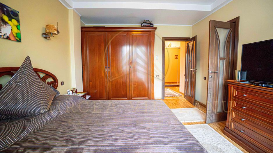 DACIA - Vila D+P+1E+M, teren 780 mp, deschidere 24 ml. - Poză 29