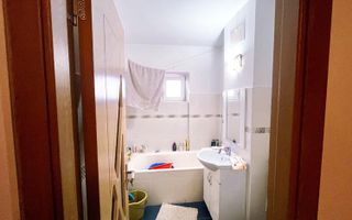 Zonă Centrală, bloc nou, apartament cu priveliște | 70 mp utili |  loc parcare - Poză 6