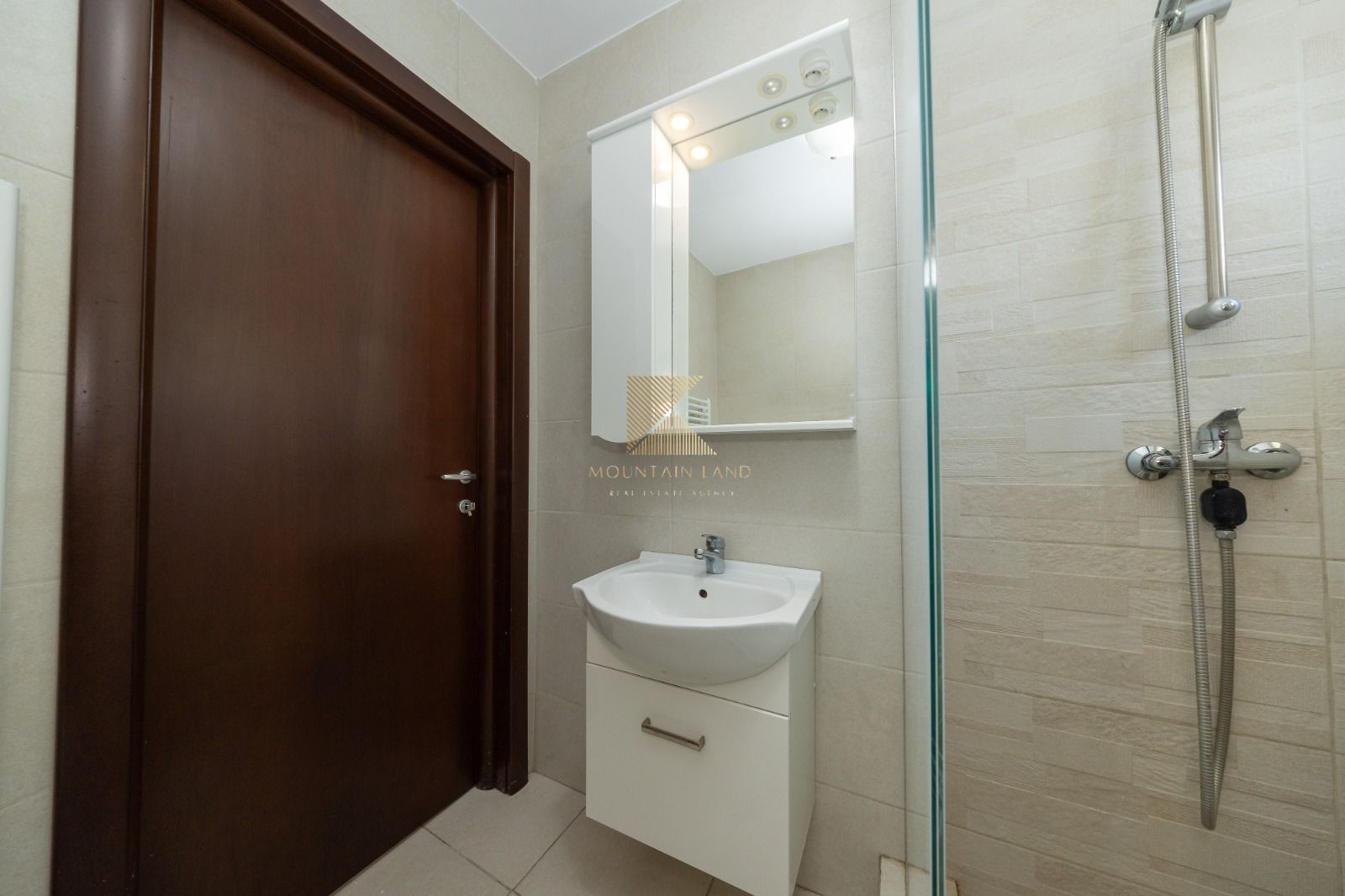 Apartament 3 camere, Bulevardul Victoriei 4, Etaj 7, Parcare subterana - Poză 13