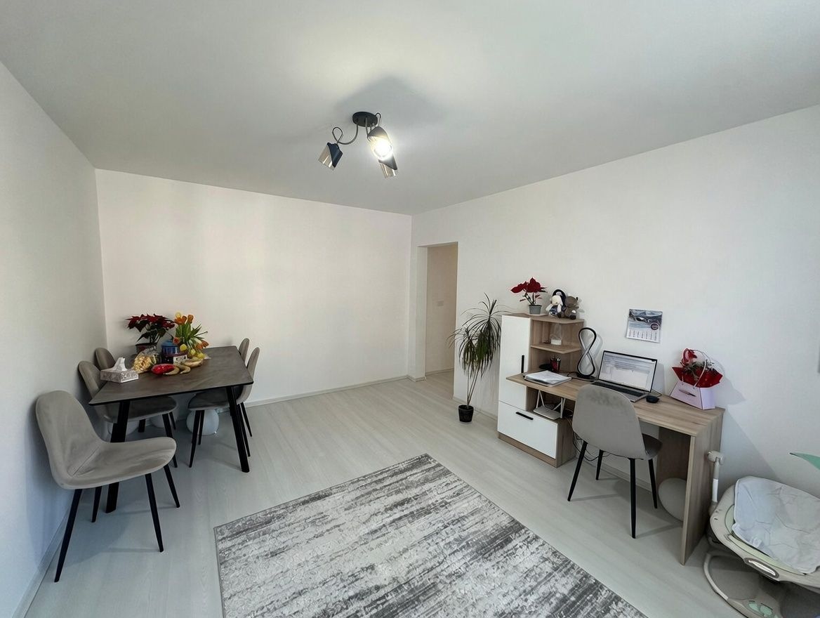 Apartament 2 camere | Etaj 2 | Radauti - Poză 2