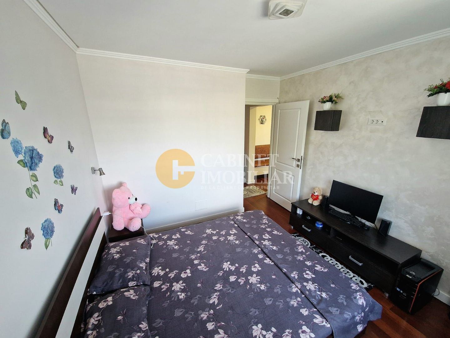 Apartament 2 Camere Decomandat- Renovat- Mobilat si Utilat-Zona Dacia - Poză 3