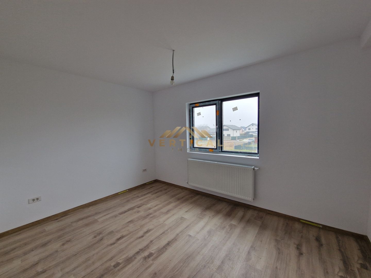 Vila noua de vanzare | 4 Camere | 423mp teren | Berceni centru - Poză 4