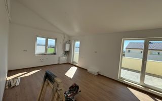 Apartament 3 camere / penthouse pe doua nivele - zona Sanpetru - Poză 4