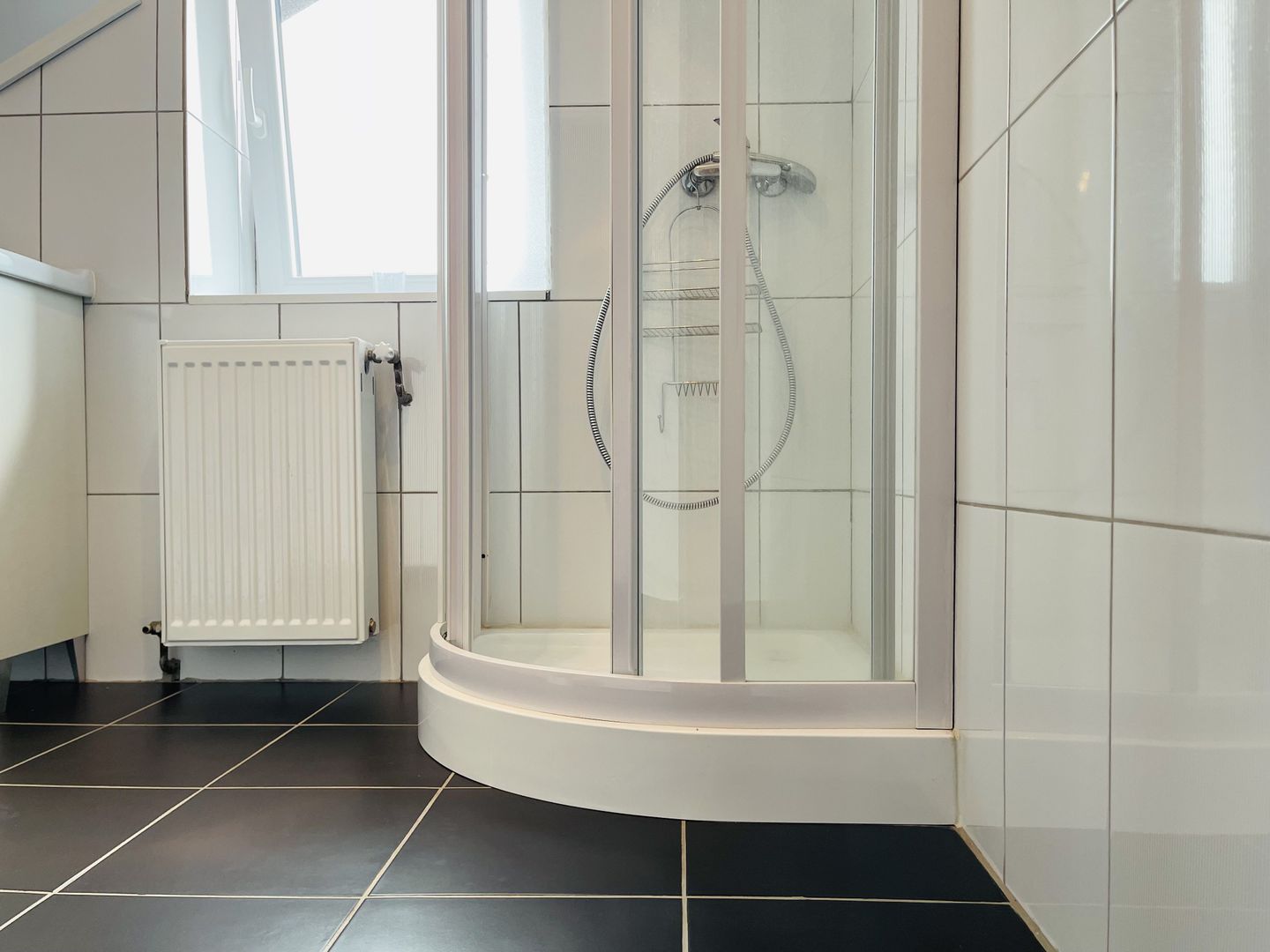 Casa din Dumbravita, 4 camere, 110 mp - Confort si liniste - Poză 42