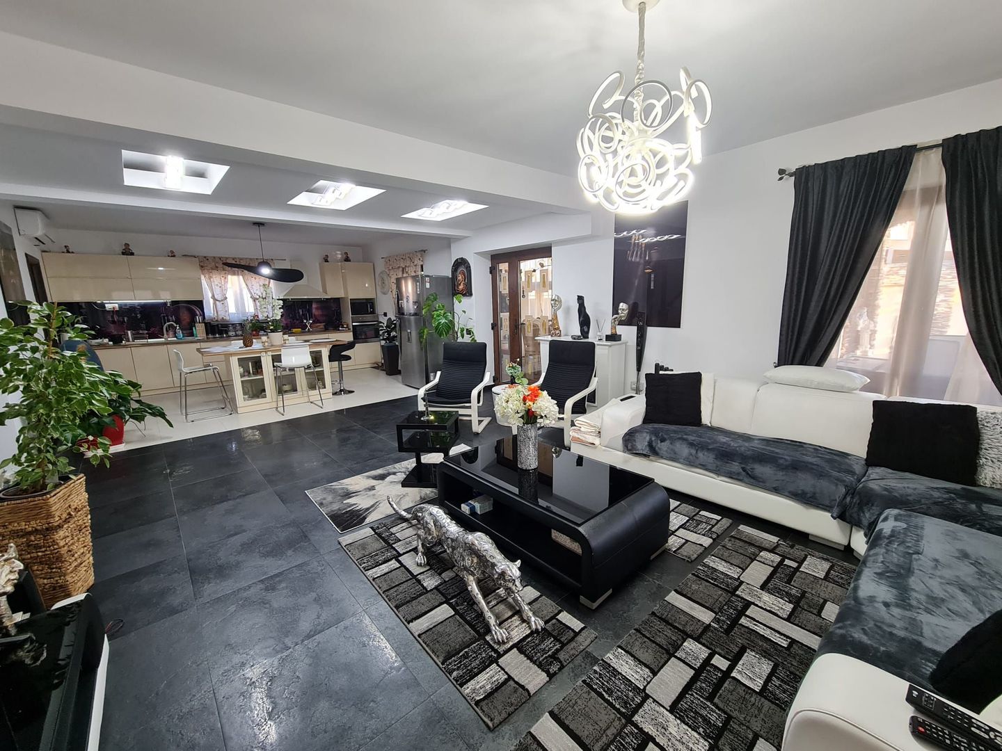 Casa individuala | 6 camere | Voluntari - Poză 3