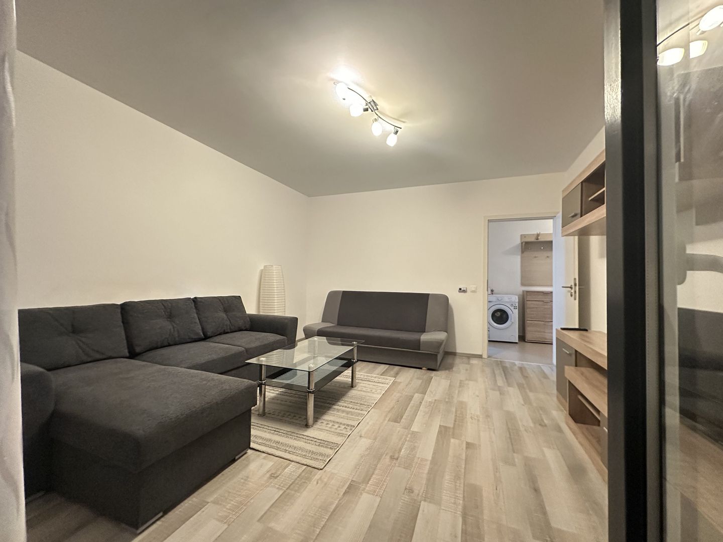 Inchiriem apartament 2 camere modern Avantgarden 3 - Poză 3