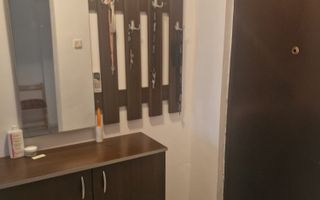 Apartament 3 camere, decomandat , etajul 1/10 - Poză 5