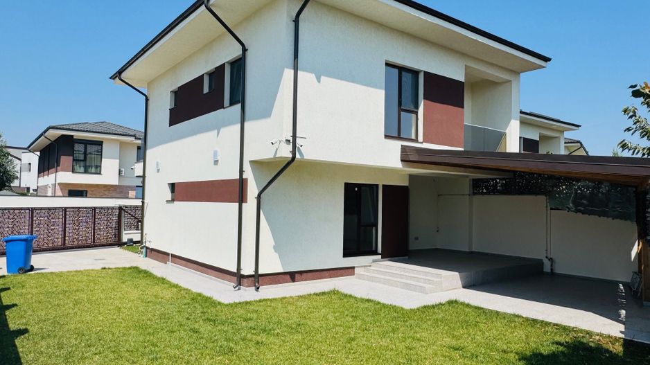 Vila individuala SUPERBA Tunari, ZONA BUNA, TOATE utilitatile - Poză 1