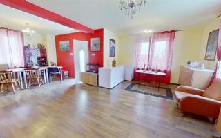Proprietate pe 2 niveluri, curte individuala si garaj, cartier linistit, Rasnov. - Poză 38