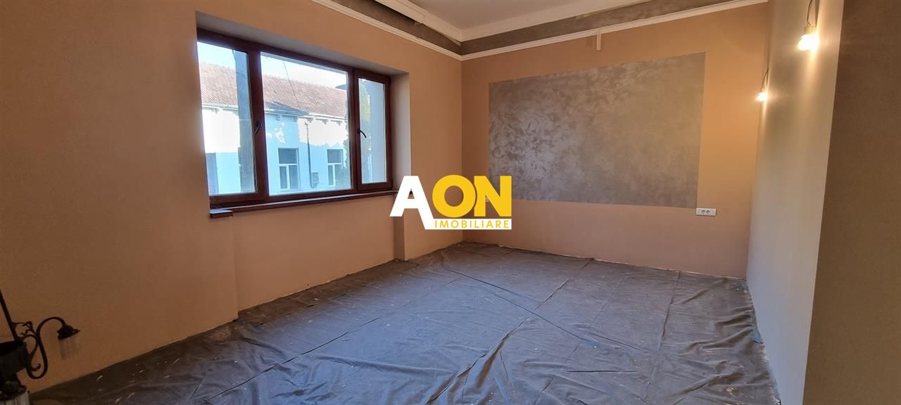 Spatiu Comercial Renovat cu Curte Interioara 7 Euro/mp - Poză 6