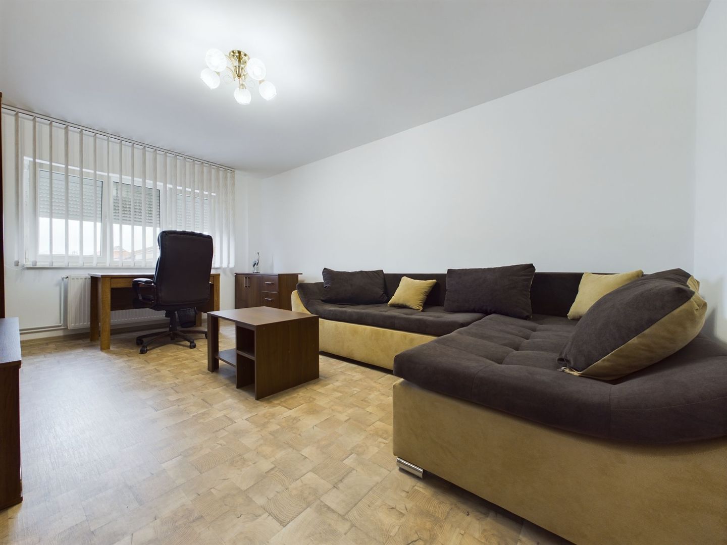 Apartament 2 camere Zona 300 - Poză 4
