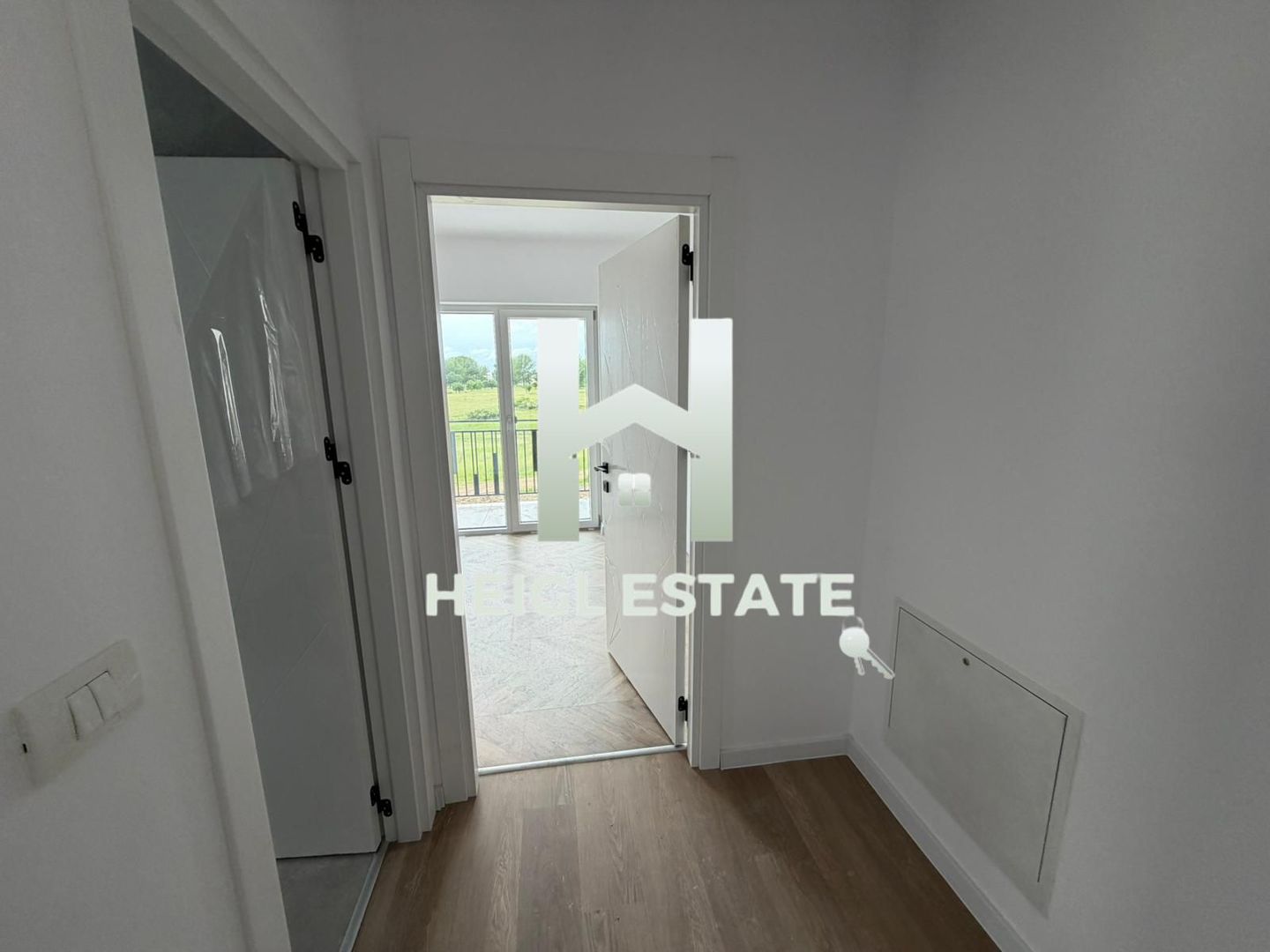 Apartament cu 3 camere si 2 balcoane in zona Braytim - Poză 4