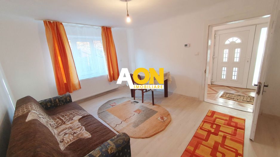 Casa cu 2 camere, 300 mp teren, Cetate - Poză 1