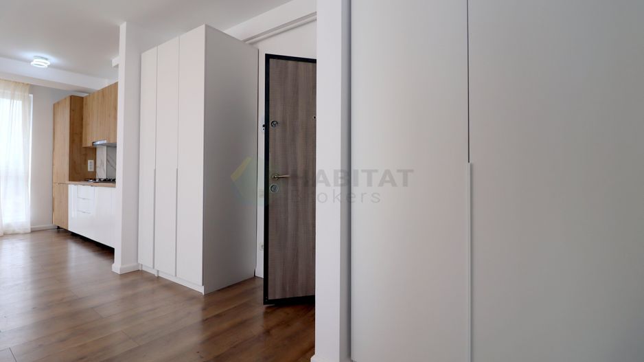 Apartament luminos, spatios, mobilat - Poză 8