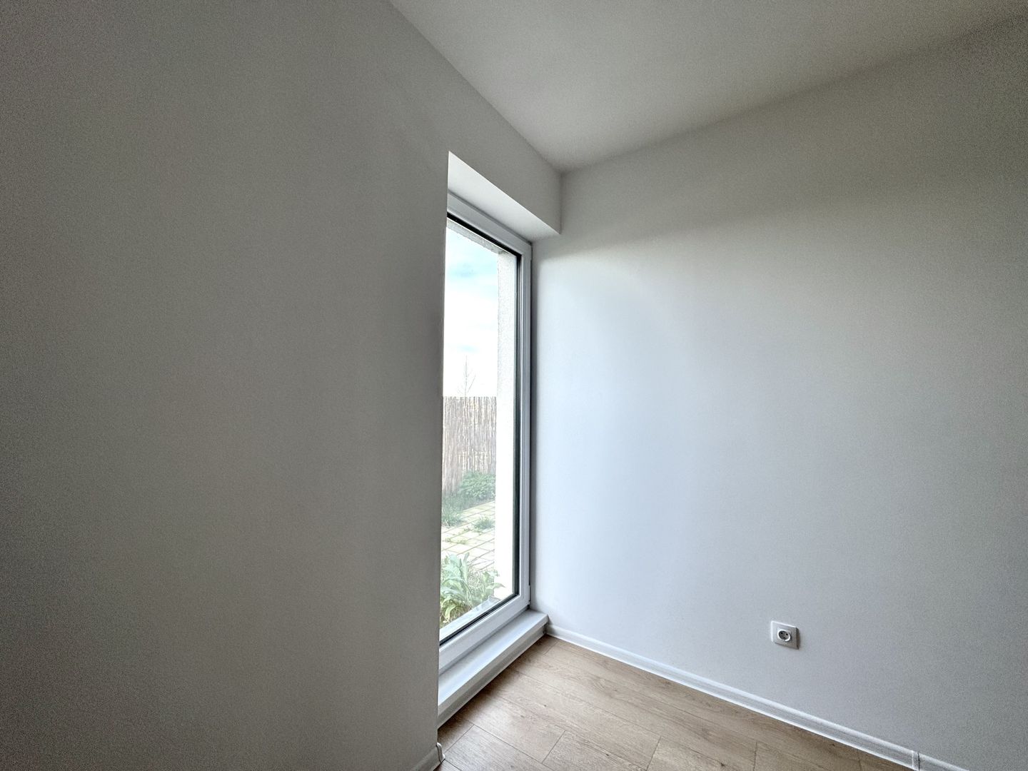 Apartament 4 camere Decomandat + Grădină Proprie - Atria Urban Resort - Poză 9