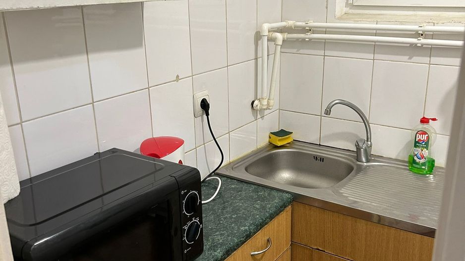 Garsoniera de inchiriat in zona Universitate, ultracentral, cu centrala proprie - Poză 2