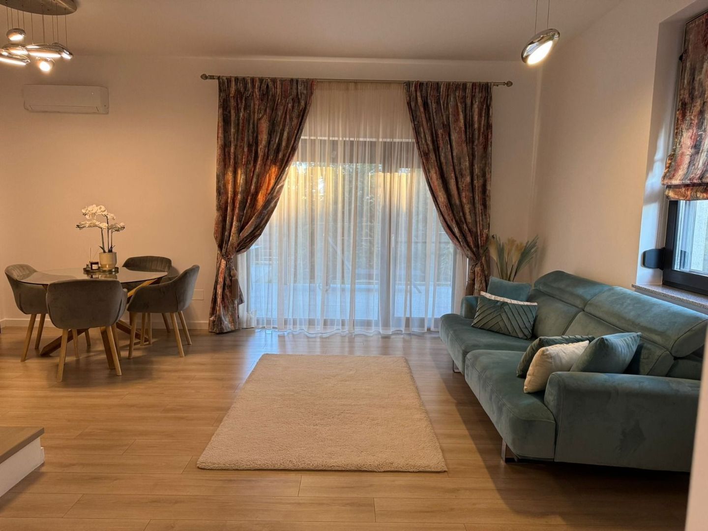 VILA MODERNA | COMPLET MOBILATA | PIPERA-TUNARI - Poză 1