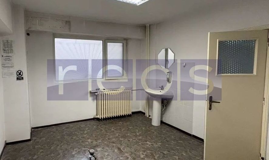 DE VANZARE APARTAMENT 2 CAMERE ZONA PANDURI  DECOMANDAT - Poză 1