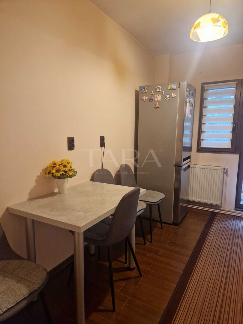Apartament cu 2 camere decomandate, zona Între Lacuri. - Poză 2