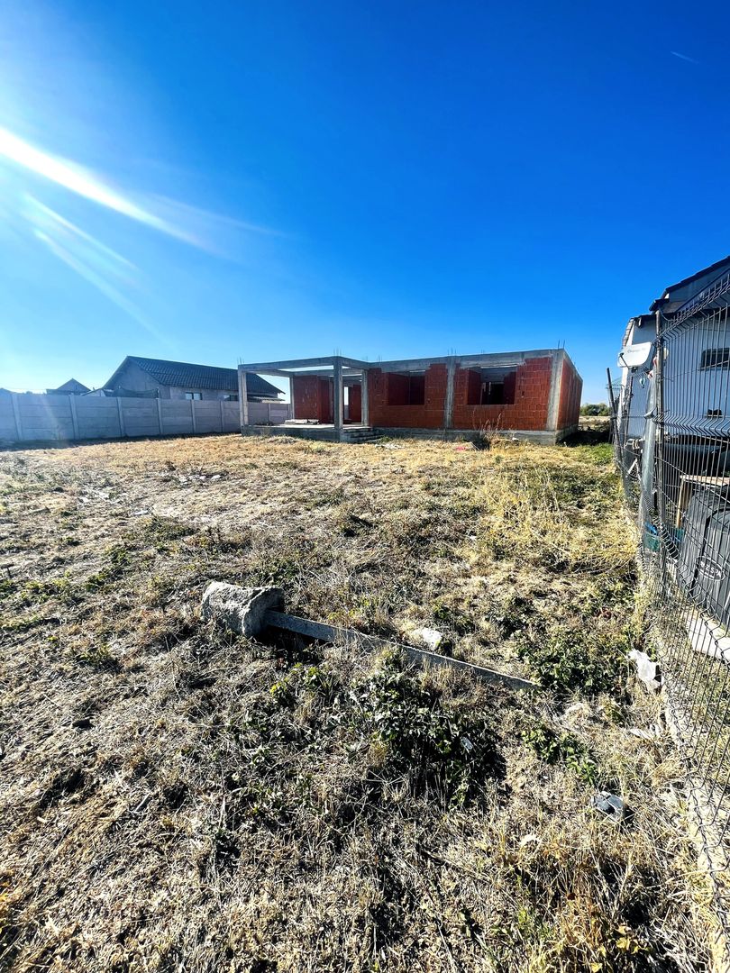 Casă Parter Spațioasă în Tărian, 160 mp Utili, Teren 681 mp - Poză 16