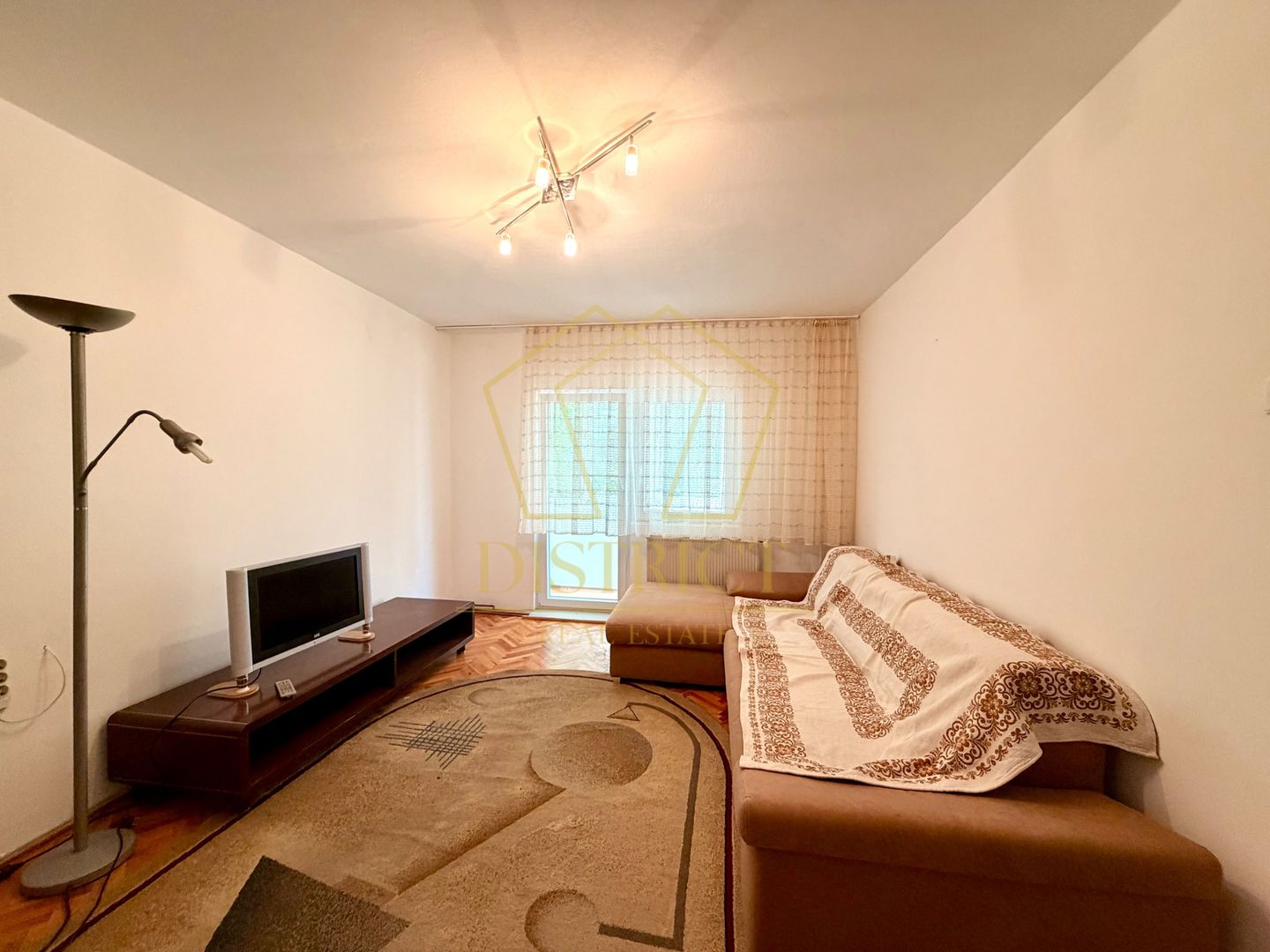 Apartament cu 3 camere | Aradului - Poză 3