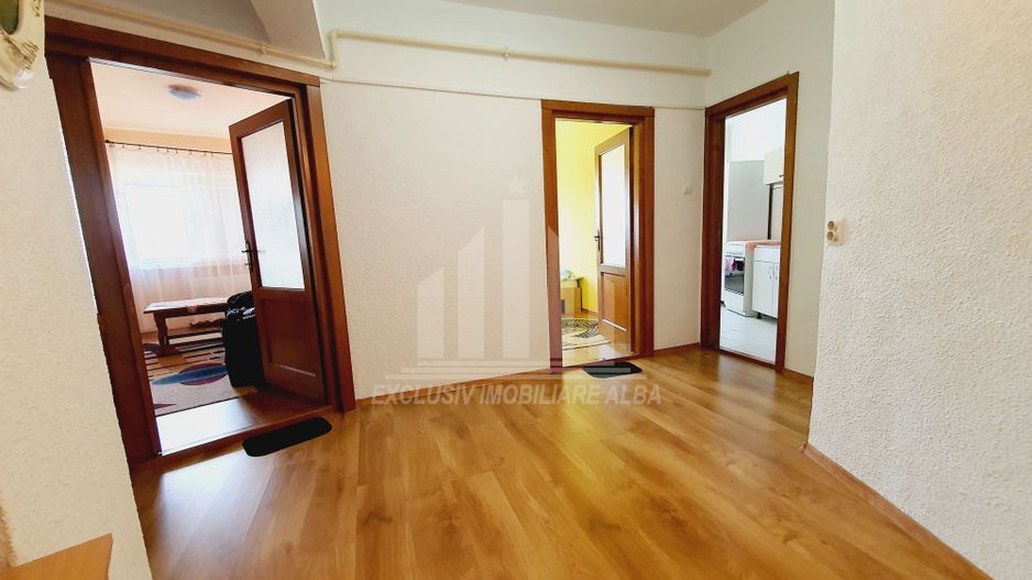 Apartament cu 2 camere in M-uri, langa parcul din Cetate - Poză 3