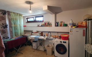 Casa parter+demisol, 1200 mp teren, pretabila pt 2 familii, Sard - Poză 22