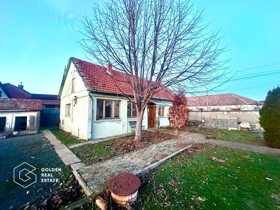 Teren 530 mp cu utilitati, constructie 3 camere cu centrala proprie,zona Poltura - Poză 3