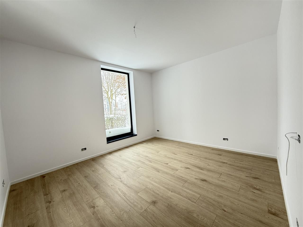 De vanzare Vila Str. Daliei - Petresti Corbeanca Ilfov - Poză 9