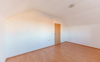 Casă nouă la cheie în Cruceni - Poză 6