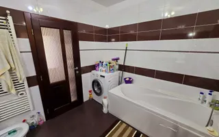 Casa de vanzare cu teren mare pe Ady Endre Aradul nou - Poză 24