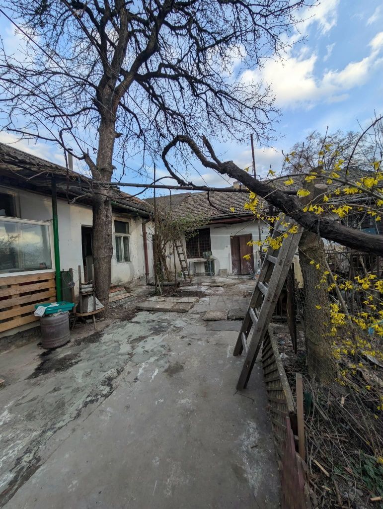 casa de inchiriat str Budiului -oportunitate excelenta pentru investie - Poză 8