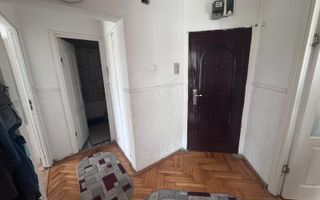 Apartament 2 camere de vânzare – Tractorul, str. Bronzului - Poză 9