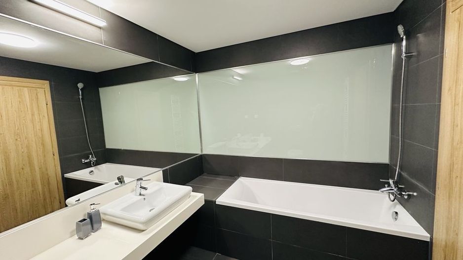 Apartament  Upground, 3 camere, prima inchiriere - Poză 7