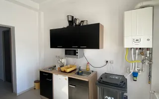 Spatiu birou - Poză 12