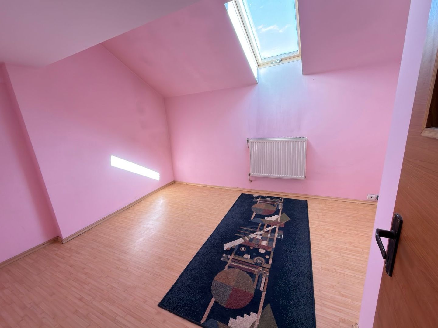 Casă cu 4 camere, 3 băi și curte | Vatra Luminoasă – Iancului - Poză 10