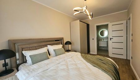 Apartament 3 camere, 2 bai terasa langa Mall Selimbar